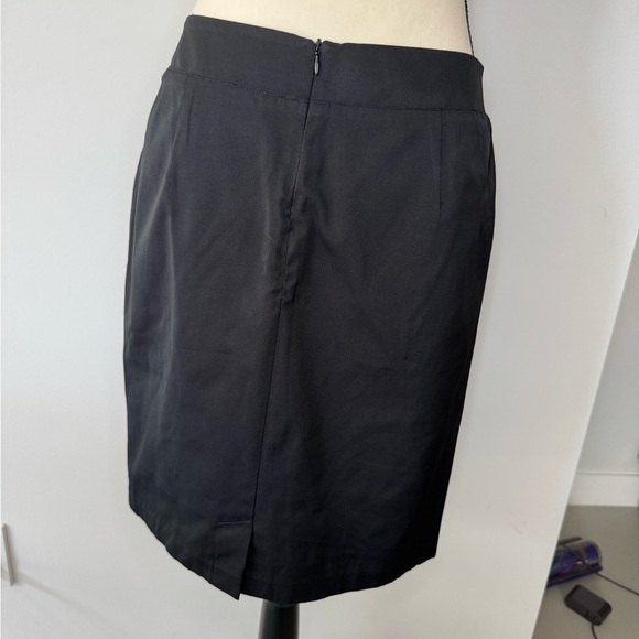 Authentic Vintage Galliano Black Pencil Skirt – IT 42 (US 6/8) – Made in Italy - Picture 17 of 17